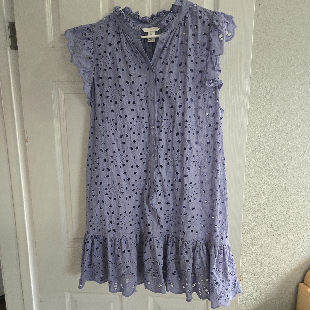 H & M Eyelet Dress 🏵
